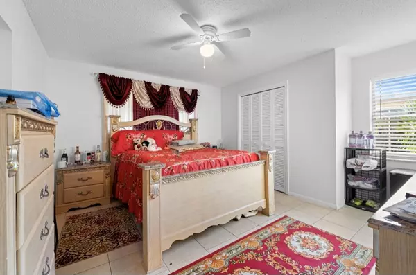 Boynton Beach, FL 33426,816 NW 8th AVE