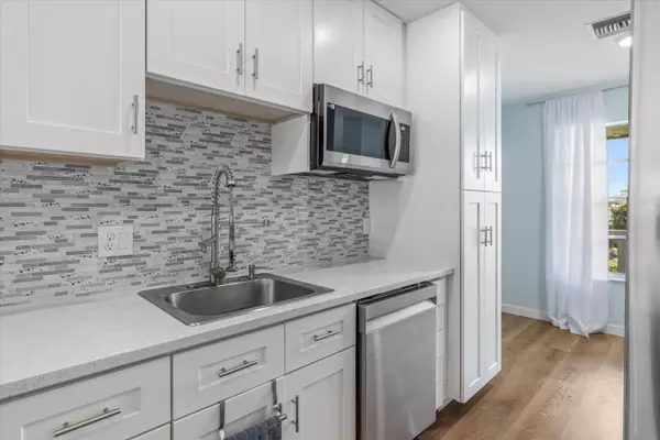 Delray Beach, FL 33445,1101 Cactus TER 203