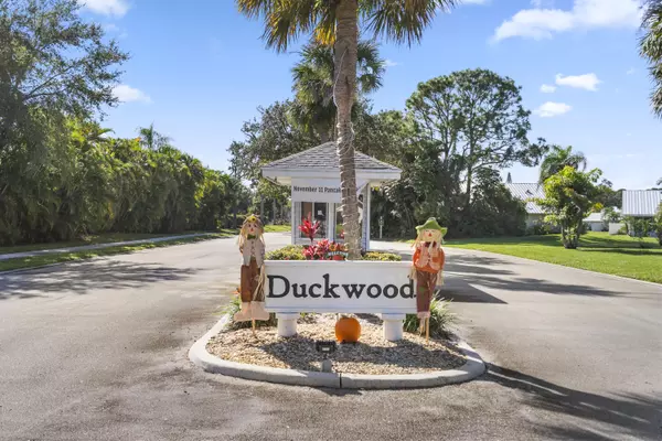 Stuart, FL 34997,6760 SE Lillian CT