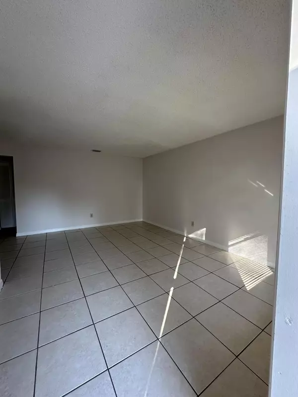 Sebastian, FL 32958,948 Louisiana AVE