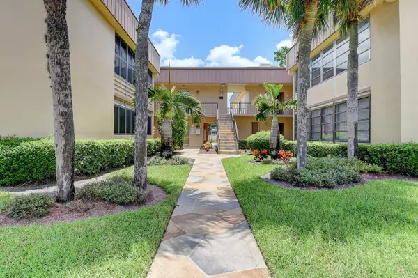 Delray Beach, FL 33484,274 Capri F