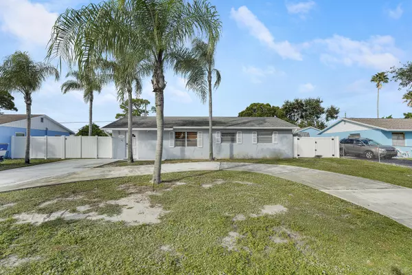 1207 Choctaw ST, Jupiter, FL 33458