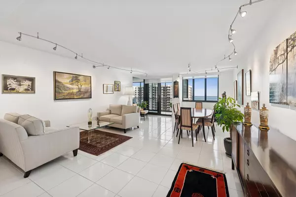 Highland Beach, FL 33487,3420 S Ocean BLVD 12o