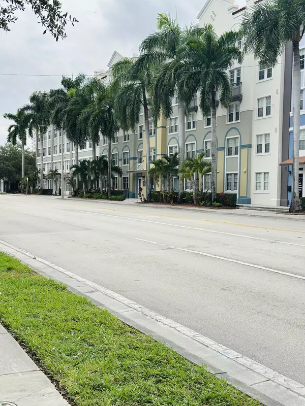 Fort Lauderdale, FL 33301,533 NE 3rd AVE 341