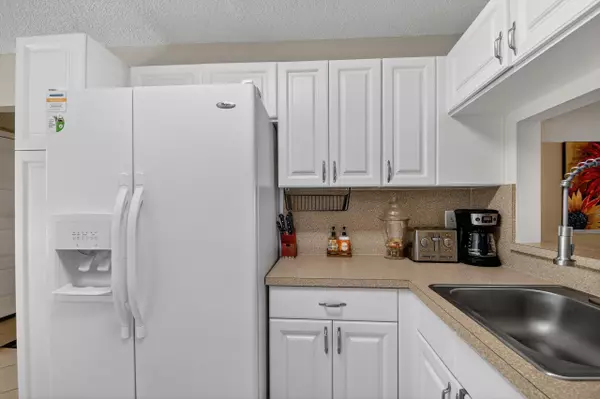 Lake Worth, FL 33467,4745 Lucerne Lakes BLVD 103