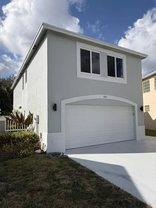 Greenacres, FL 33463,4243 Pine Hollow CIR