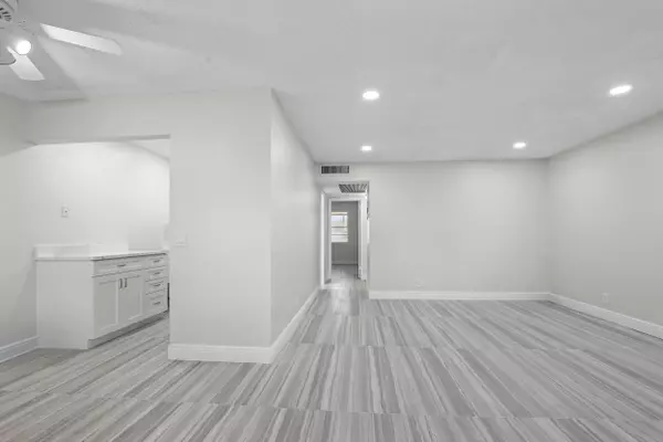 West Palm Beach, FL 33417,148 Hastings I