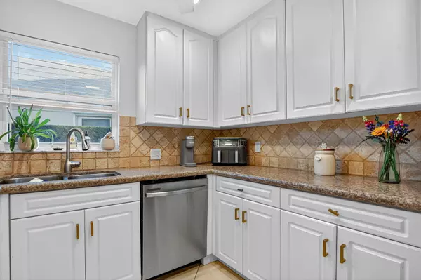 Boca Raton, FL 33432,501 SW 1st ST