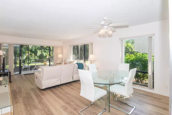 West Palm Beach, FL 33401,2550 Presidential WAY 107