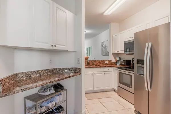 Riviera Beach, FL 33410,4203 Napoli Lake DR