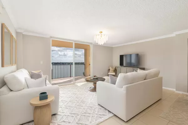 West Palm Beach, FL 33407,1801 N Flagler DR 840