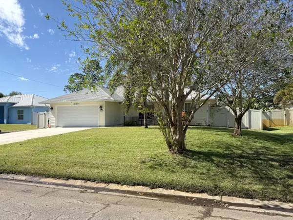 Vero Beach, FL 32962,1835 SW 17th AVE