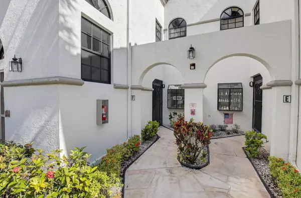 Boynton Beach, FL 33437,5140 Floria WAY F