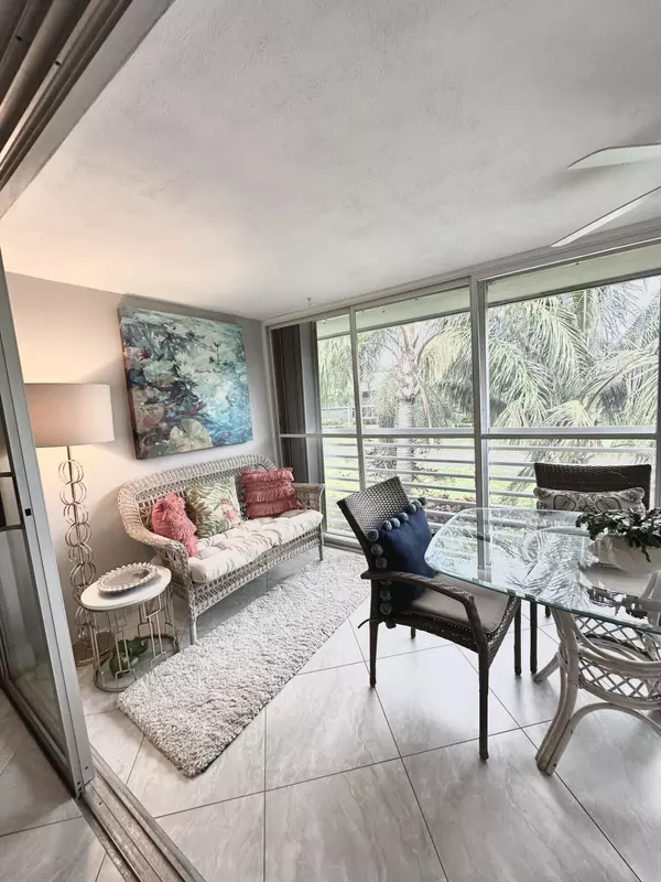 Tequesta, FL 33469,6 Garden ST 204p