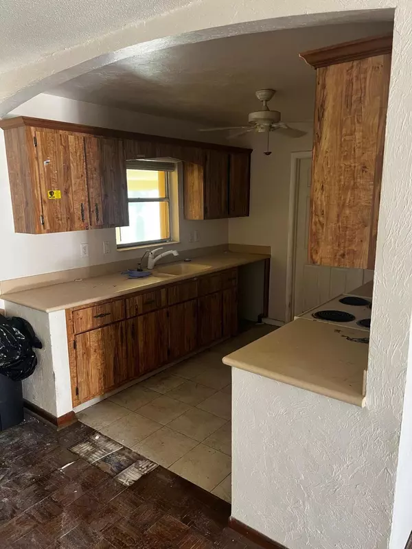 North Palm Beach, FL 33408,754 Fairhaven DR