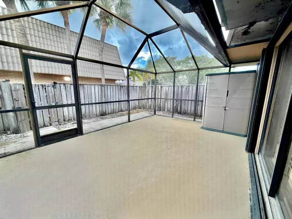 West Palm Beach, FL 33409,5428 54th WAY