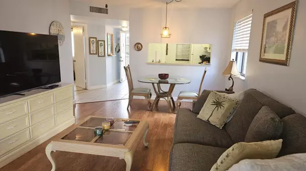 Lake Worth, FL 33467,3138 Via Poinciana 209