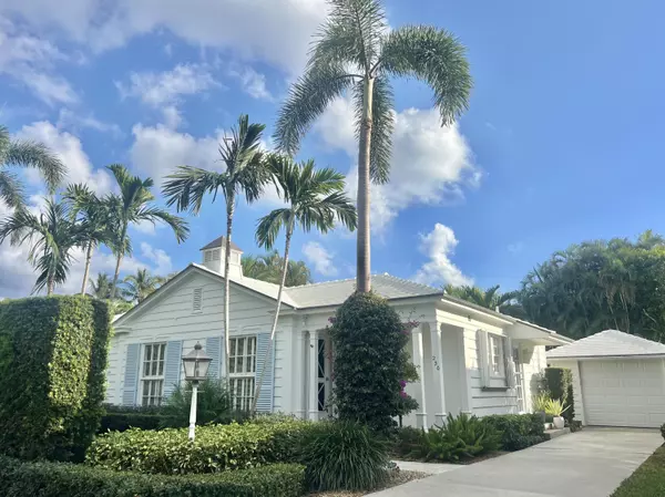 230 Colonial LN, Palm Beach, FL 33480