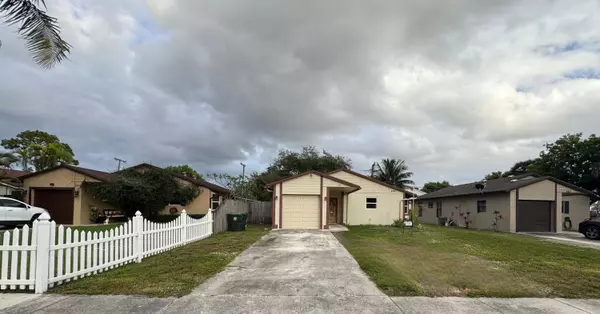Greenacres, FL 33463,444 Broward AVE