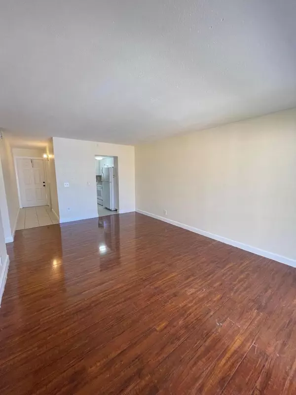 Lake Park, FL 33403,1501 Crescent CIR A6