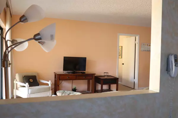 Delray Beach, FL 33484,87 Capri B B