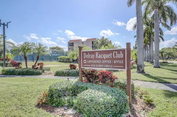 Delray Beach, FL 33444,500 Egret CIR 8306
