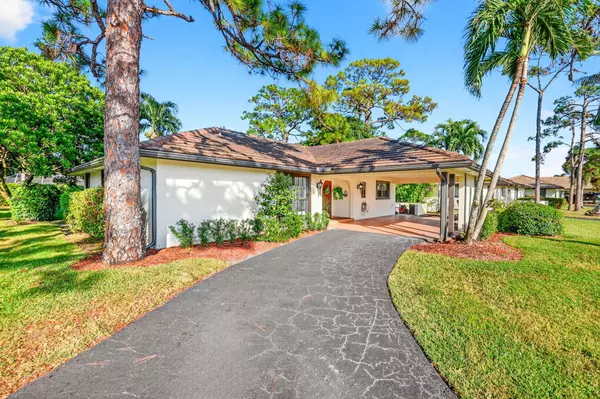 Atlantis, FL 33462,435 Pine Villa DR