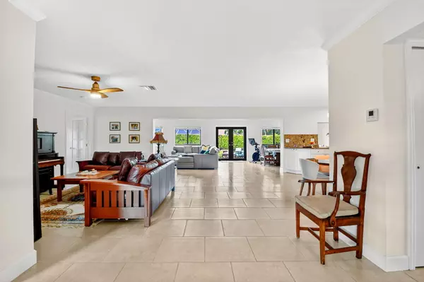 Atlantis, FL 33462,435 Pine Villa DR