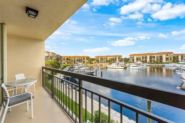 Jupiter, FL 33477,2501 Marina Isle WAY 304