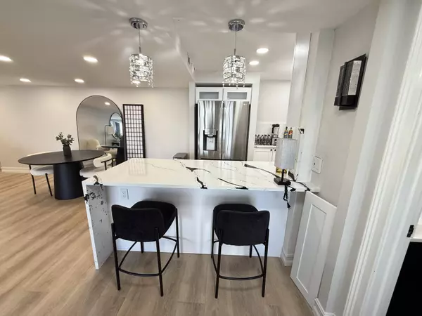 West Palm Beach, FL 33407,5600 N Flagler DR 1904