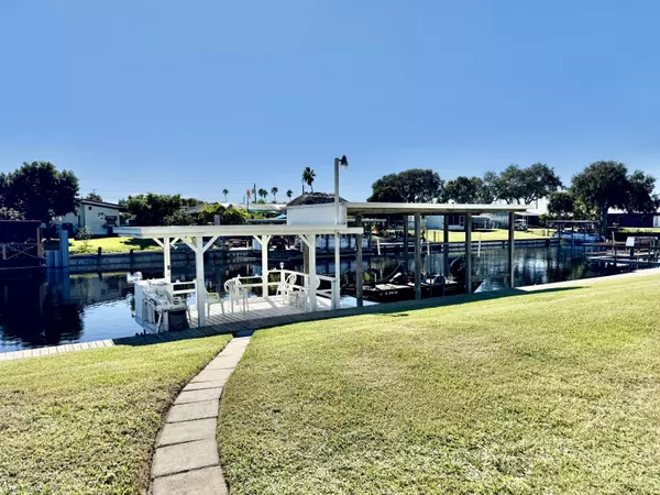 Okeechobee, FL 34974,1924 SE 30th ST