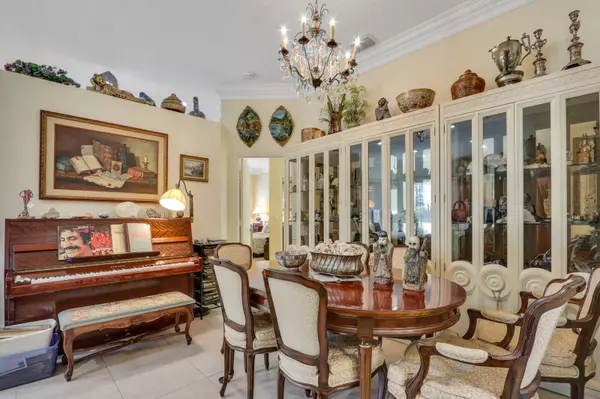 West Palm Beach, FL 33412,8241 Heritage Club DR