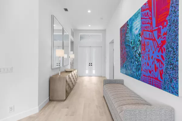 Palm Beach Gardens, FL 33410,13370 Deauville DR