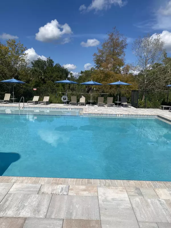 Stuart, FL 34997,271 SW Sally WAY