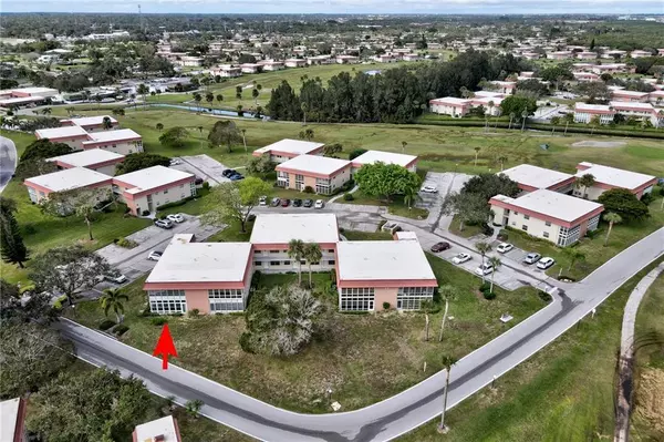 43 Woodland DR 101, Vero Beach, FL 32962