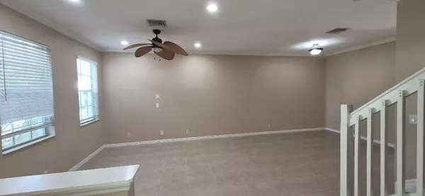 Jupiter, FL 33458,175 E Bay Cedar CIR