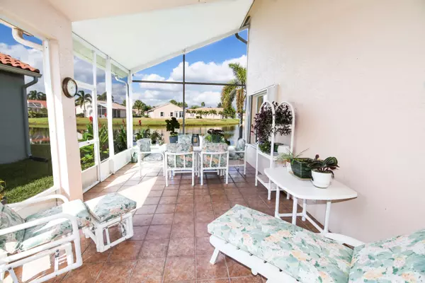 Port Saint Lucie, FL 34986,324 NW Breezy Point LOOP