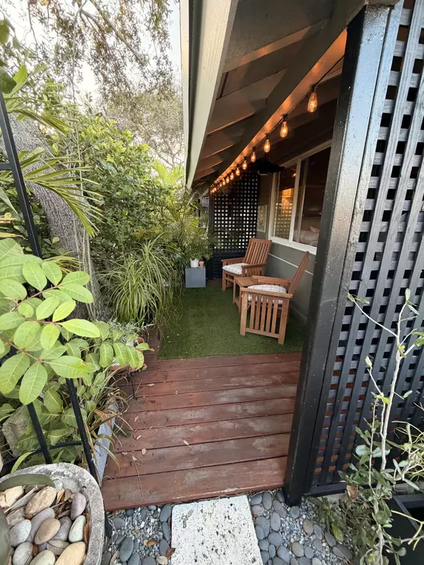 301 Melody LN 1, Lantana, FL 33462