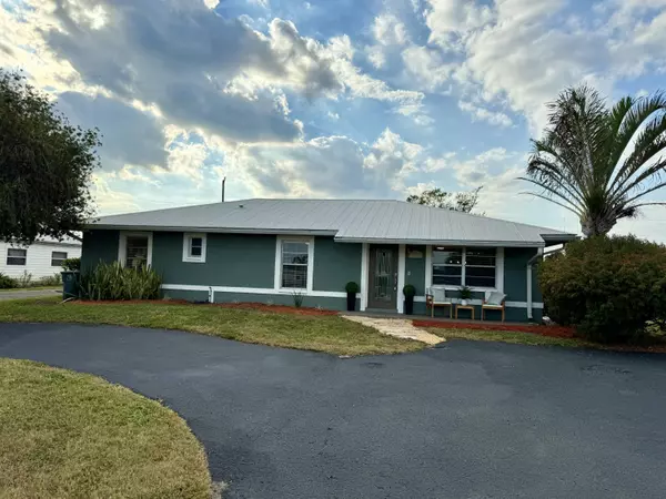 Belle Glade, FL 33430,1240 Stillwell RD