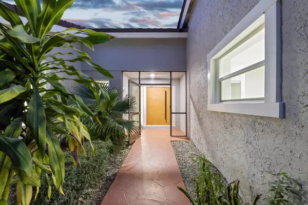 Boca Raton, FL 33433,7718 E San Mateo DR