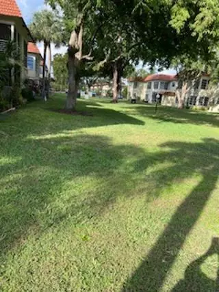 Margate, FL 33068,5681 SW SW 2nd CT 204