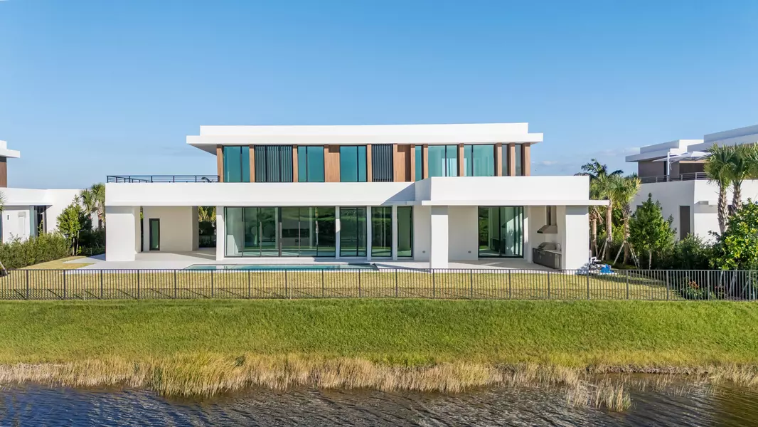 10947 Monte Rosa DR, Palm Beach Gardens, FL 33412