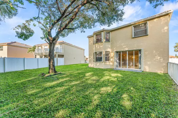 Royal Palm Beach, FL 33411,255 E Saratoga BLVD