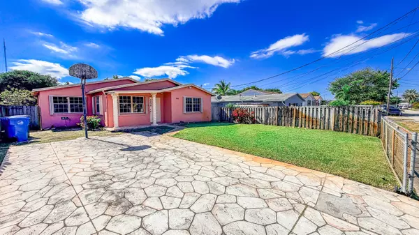 5404 SW Sw 22nd ST, West Park, FL 33023