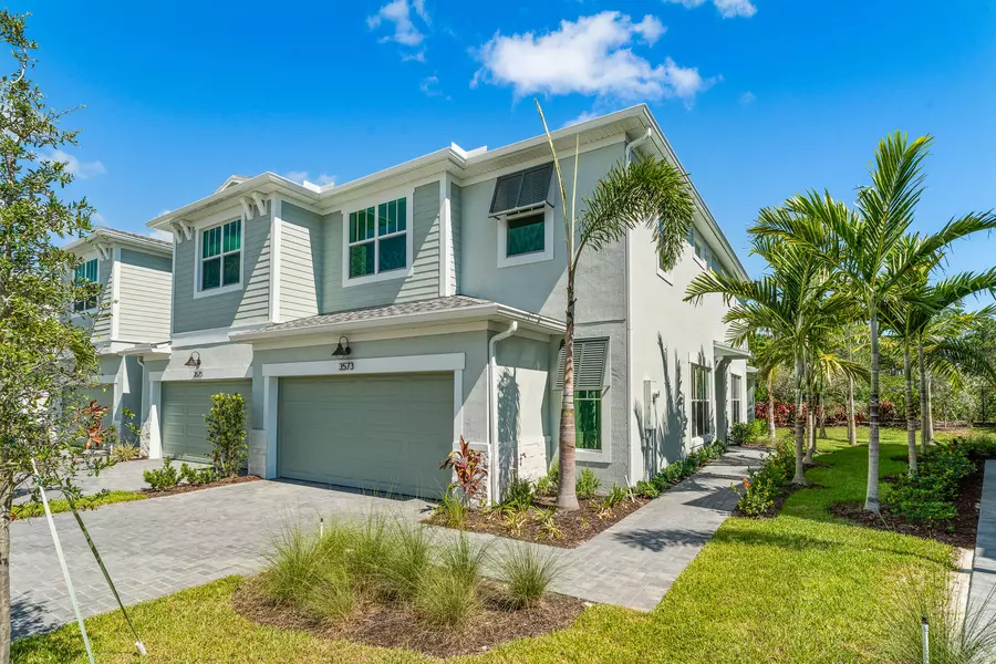 3573 NW Solange CT, Jensen Beach, FL 34957