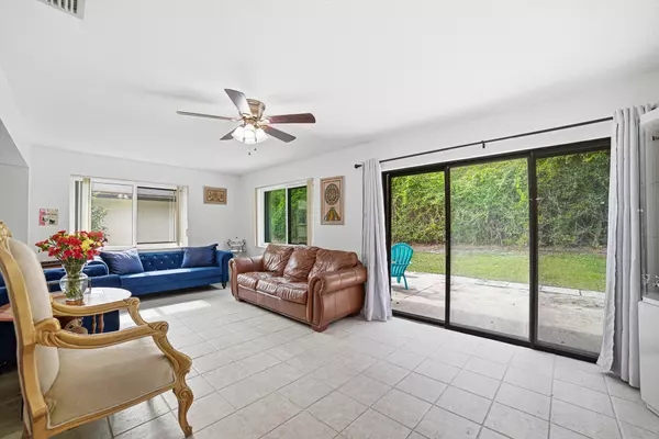 Greenacres, FL 33463,6335 Tall Cypress CIR