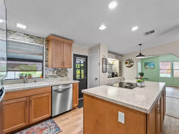 Stuart, FL 34997,2855 SW Monarch TRL