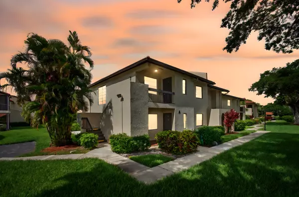 Boca Raton, FL 33433,8536 Casa Del Lago B