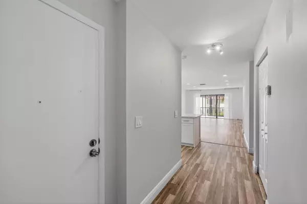 Boca Raton, FL 33433,8536 Casa Del Lago 49 -B