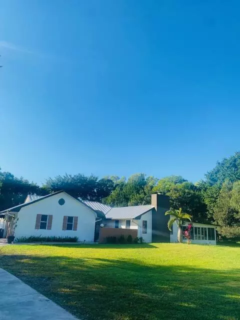 Palm City, FL 34990,3290 SW Island WAY